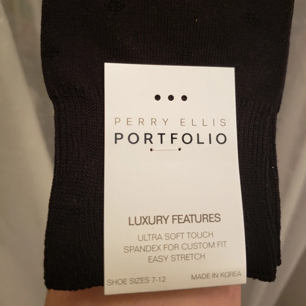 Perry Ellis Portfolio Dress Socks Black NWT